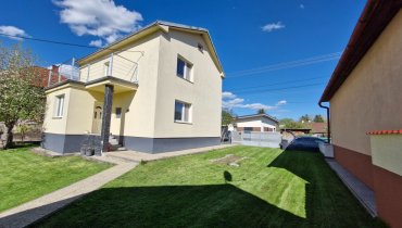 Školská , Predajná